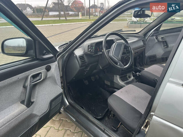 Серый ВАЗ 2111, объемом двигателя 1.6 л и пробегом 200 тыс. км за 1950 $, фото 22 на Automoto.ua