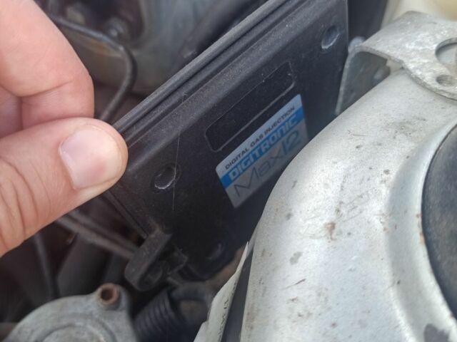 Серый ВАЗ 2111, объемом двигателя 1.6 л и пробегом 276 тыс. км за 1006 $, фото 7 на Automoto.ua