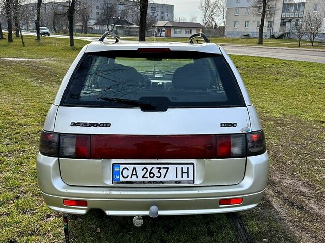 Серый ВАЗ 2111, объемом двигателя 1.6 л и пробегом 200 тыс. км за 1999 $, фото 6 на Automoto.ua