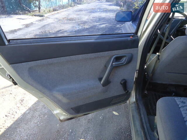 Сірий ВАЗ 2111, об'ємом двигуна 1.6 л та пробігом 220 тис. км за 1700 $, фото 8 на Automoto.ua