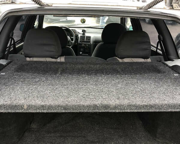 Серый ВАЗ 2111, объемом двигателя 1.6 л и пробегом 170 тыс. км за 1250 $, фото 7 на Automoto.ua