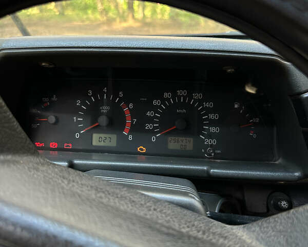 Сірий ВАЗ 2111, об'ємом двигуна 1.6 л та пробігом 296 тис. км за 1650 $, фото 10 на Automoto.ua