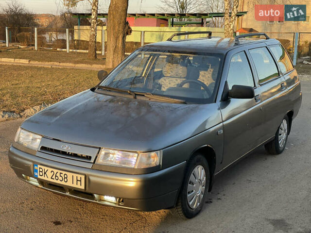Серый ВАЗ 2111, объемом двигателя 1.6 л и пробегом 180 тыс. км за 1575 $, фото 1 на Automoto.ua