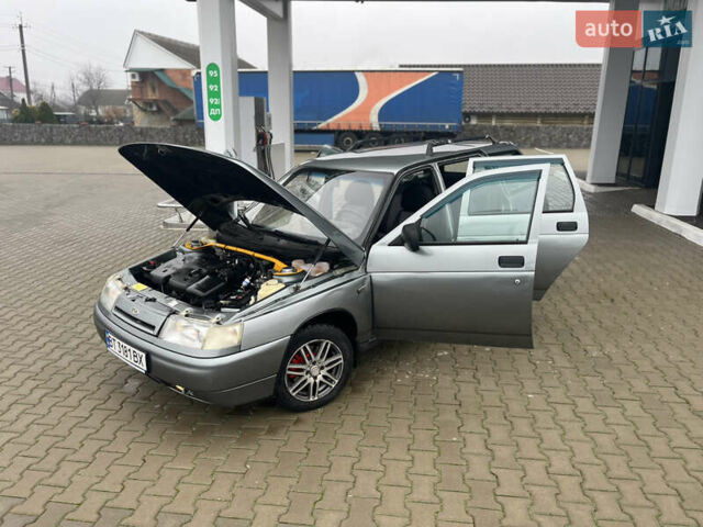 Серый ВАЗ 2111, объемом двигателя 1.6 л и пробегом 200 тыс. км за 1900 $, фото 27 на Automoto.ua