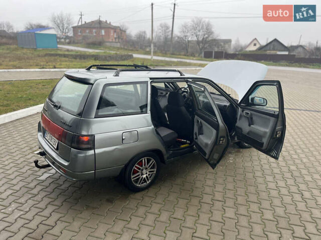 Серый ВАЗ 2111, объемом двигателя 1.6 л и пробегом 240 тыс. км за 2650 $, фото 4 на Automoto.ua