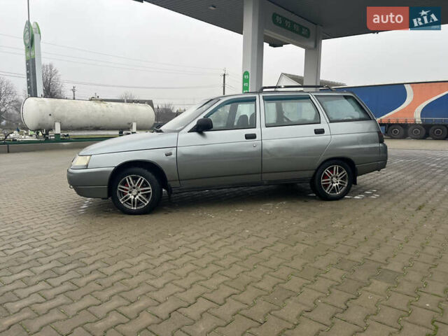 Серый ВАЗ 2111, объемом двигателя 1.6 л и пробегом 200 тыс. км за 1950 $, фото 7 на Automoto.ua