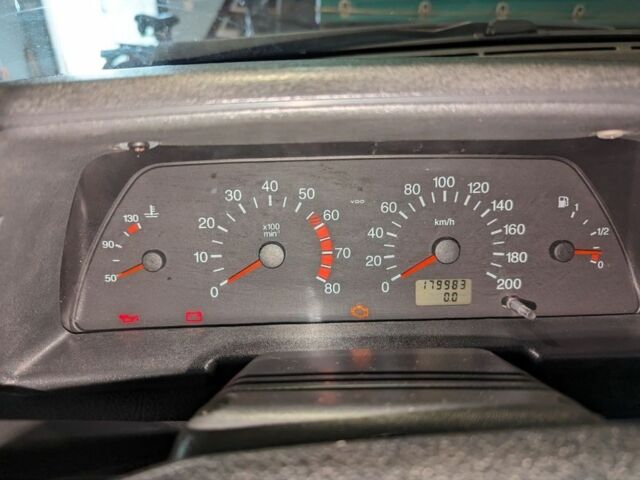 Серый ВАЗ 2111, объемом двигателя 1.6 л и пробегом 179 тыс. км за 1500 $, фото 7 на Automoto.ua