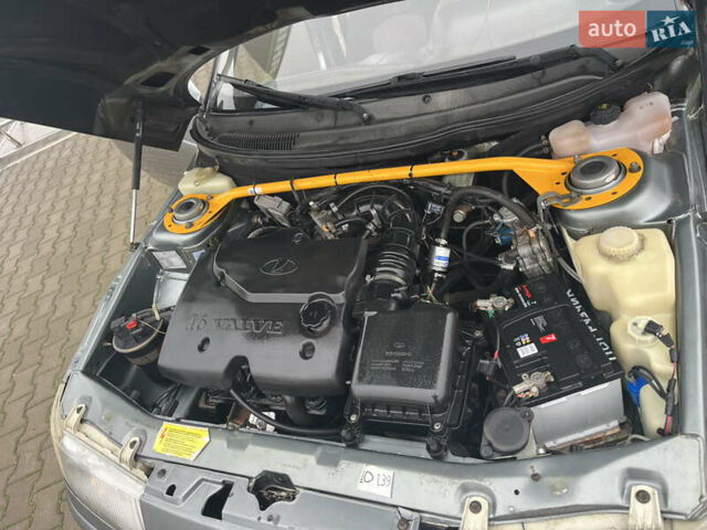 Серый ВАЗ 2111, объемом двигателя 1.6 л и пробегом 200 тыс. км за 1900 $, фото 25 на Automoto.ua