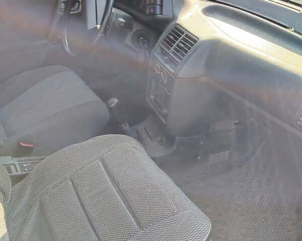Сірий ВАЗ 2111, об'ємом двигуна 0 л та пробігом 230 тис. км за 1750 $, фото 3 на Automoto.ua