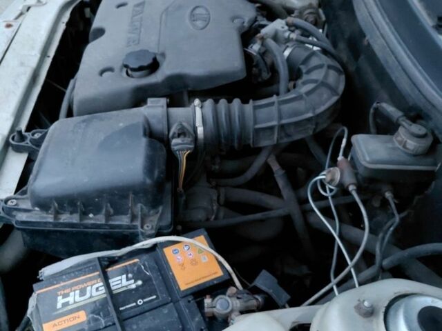 Сірий ВАЗ 2111, об'ємом двигуна 1 л та пробігом 164 тис. км за 1450 $, фото 4 на Automoto.ua
