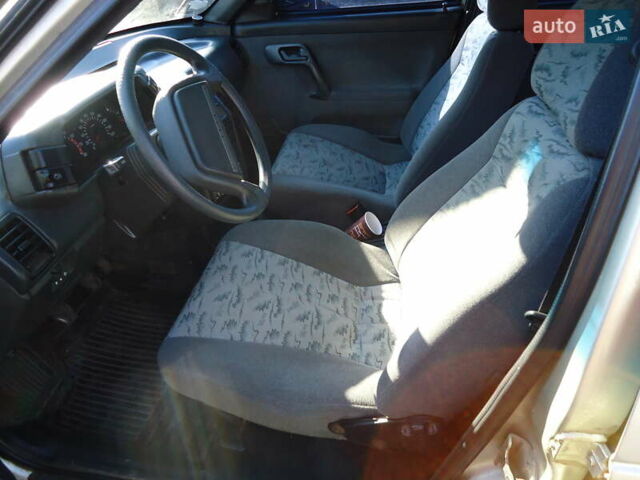 Сірий ВАЗ 2111, об'ємом двигуна 1.6 л та пробігом 220 тис. км за 1700 $, фото 6 на Automoto.ua