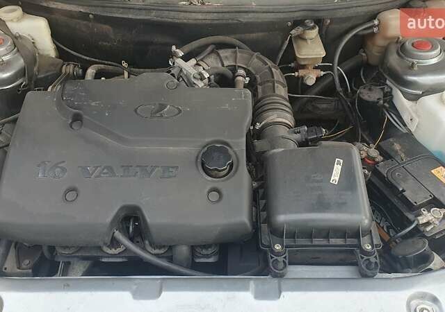 Сірий ВАЗ 2111, об'ємом двигуна 1.6 л та пробігом 66 тис. км за 2200 $, фото 4 на Automoto.ua