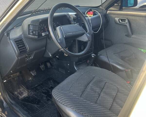 Сірий ВАЗ 2111, об'ємом двигуна 1.6 л та пробігом 126 тис. км за 2200 $, фото 16 на Automoto.ua