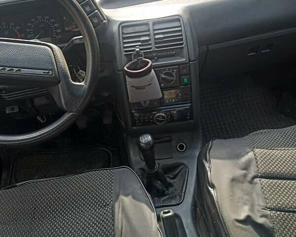 Серый ВАЗ 2111, объемом двигателя 1.6 л и пробегом 178 тыс. км за 2000 $, фото 4 на Automoto.ua