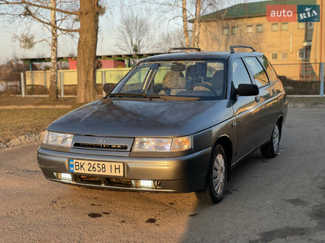 Серый ВАЗ 2111, объемом двигателя 1.6 л и пробегом 180 тыс. км за 1575 $, фото 7 на Automoto.ua