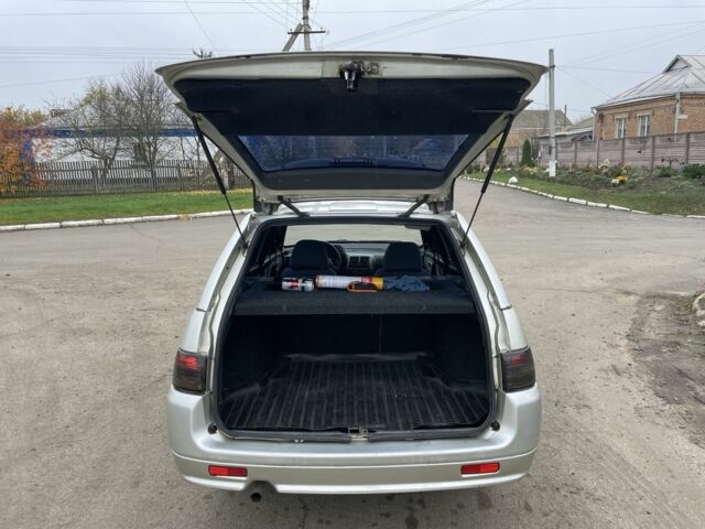 Серый ВАЗ 2111, объемом двигателя 1.6 л и пробегом 170 тыс. км за 2000 $, фото 6 на Automoto.ua