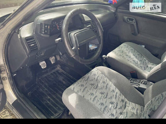 Сірий ВАЗ 2111, об'ємом двигуна 1.6 л та пробігом 240 тис. км за 2000 $, фото 4 на Automoto.ua