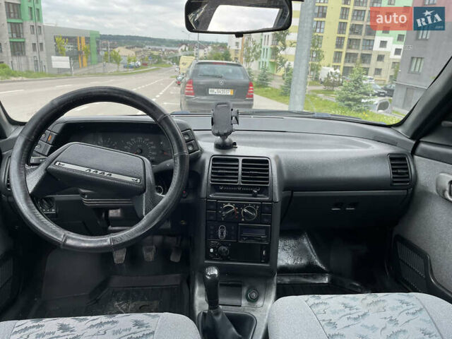 Серый ВАЗ 2111, объемом двигателя 1.6 л и пробегом 180 тыс. км за 1700 $, фото 12 на Automoto.ua