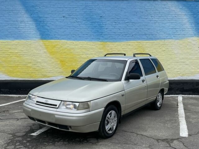 Серый ВАЗ 2111, объемом двигателя 1.6 л и пробегом 170 тыс. км за 2000 $, фото 1 на Automoto.ua