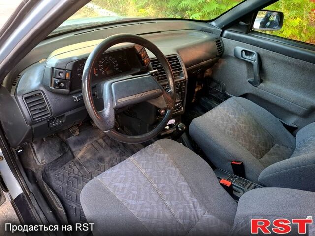 Серый ВАЗ 2111, объемом двигателя 1.6 л и пробегом 154 тыс. км за 1500 $, фото 5 на Automoto.ua