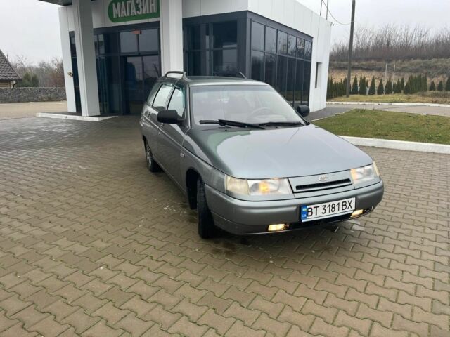 Серый ВАЗ 2111, объемом двигателя 1.6 л и пробегом 260 тыс. км за 2650 $, фото 1 на Automoto.ua