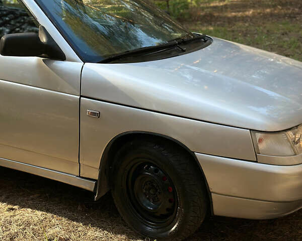 Сірий ВАЗ 2111, об'ємом двигуна 1.6 л та пробігом 296 тис. км за 1650 $, фото 3 на Automoto.ua