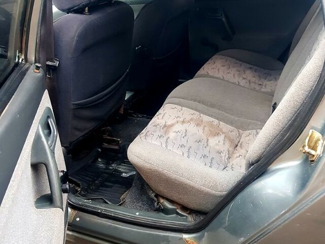 Сірий ВАЗ 2111, об'ємом двигуна 1.6 л та пробігом 300 тис. км за 1350 $, фото 14 на Automoto.ua