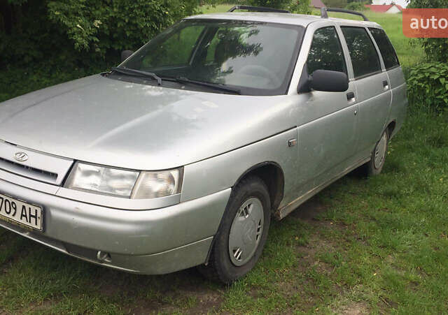 Серый ВАЗ 2111, объемом двигателя 1.6 л и пробегом 250 тыс. км за 1600 $, фото 1 на Automoto.ua