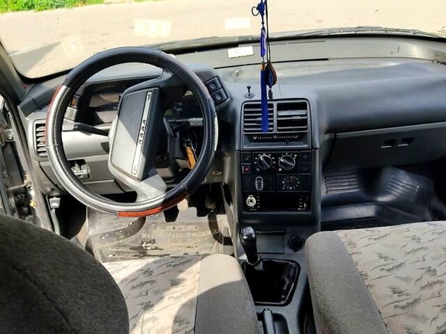 Серый ВАЗ 2111, объемом двигателя 1.6 л и пробегом 100 тыс. км за 2600 $, фото 6 на Automoto.ua