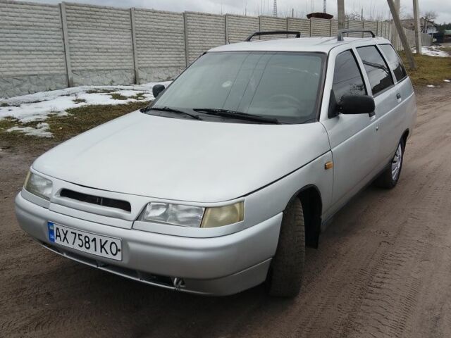 Серый ВАЗ 2111, объемом двигателя 1.6 л и пробегом 300 тыс. км за 1767 $, фото 1 на Automoto.ua