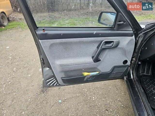 Серый ВАЗ 2111, объемом двигателя 1.5 л и пробегом 150 тыс. км за 1900 $, фото 7 на Automoto.ua