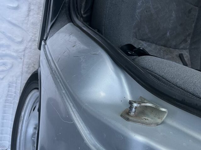 Сірий ВАЗ 2111, об'ємом двигуна 1.6 л та пробігом 200 тис. км за 1500 $, фото 6 на Automoto.ua