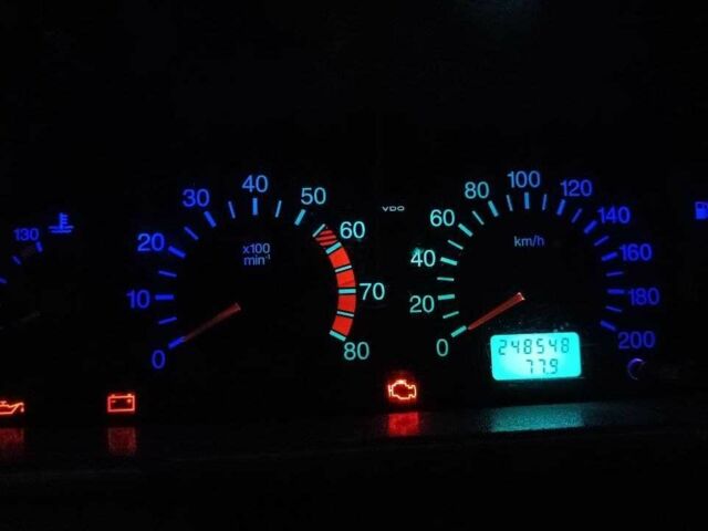 Серый ВАЗ 2111, объемом двигателя 1.6 л и пробегом 249 тыс. км за 1042 $, фото 2 на Automoto.ua