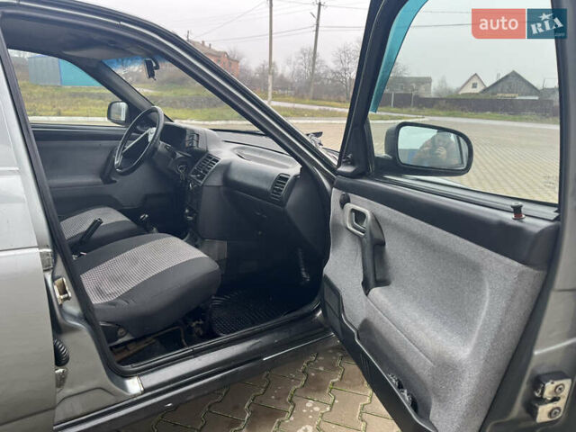 Серый ВАЗ 2111, объемом двигателя 1.6 л и пробегом 200 тыс. км за 1950 $, фото 19 на Automoto.ua