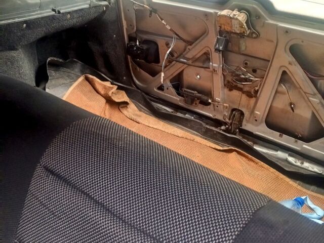 Сірий ВАЗ 2111, об'ємом двигуна 1.6 л та пробігом 0 тис. км за 1400 $, фото 7 на Automoto.ua