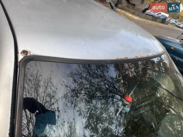 Серый ВАЗ 2111, объемом двигателя 1.6 л и пробегом 377 тыс. км за 1100 $, фото 3 на Automoto.ua