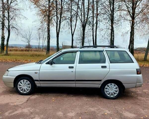 Серый ВАЗ 2111, объемом двигателя 1.6 л и пробегом 185 тыс. км за 2100 $, фото 8 на Automoto.ua