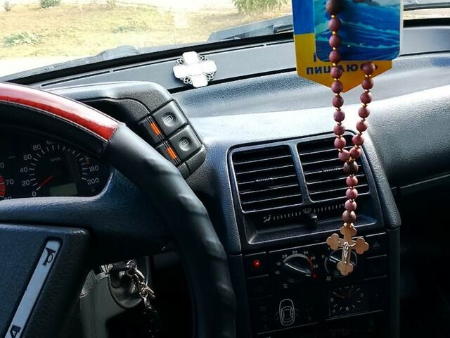 Серый ВАЗ 2111, объемом двигателя 1.6 л и пробегом 220 тыс. км за 2600 $, фото 3 на Automoto.ua