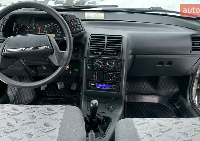 Сірий ВАЗ 2111, об'ємом двигуна 1.6 л та пробігом 188 тис. км за 2450 $, фото 22 на Automoto.ua