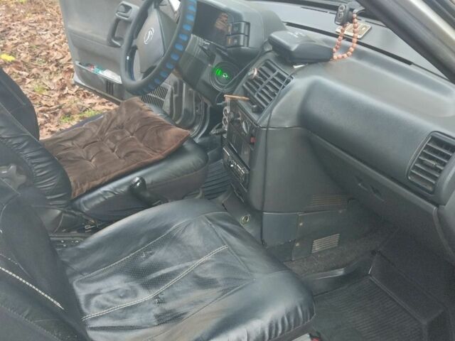 Серый ВАЗ 2111, объемом двигателя 1.6 л и пробегом 100 тыс. км за 2000 $, фото 5 на Automoto.ua