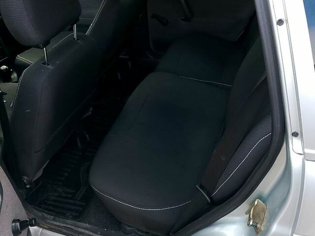 Серый ВАЗ 2111, объемом двигателя 1.6 л и пробегом 220 тыс. км за 2600 $, фото 4 на Automoto.ua