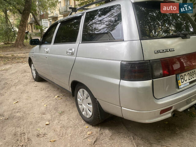 Серый ВАЗ 2111, объемом двигателя 1.6 л и пробегом 286 тыс. км за 2800 $, фото 5 на Automoto.ua