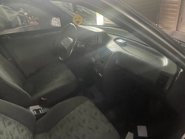 Серый ВАЗ 2111, объемом двигателя 1.6 л и пробегом 130 тыс. км за 1000 $, фото 1 на Automoto.ua