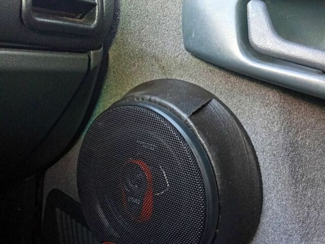 Серый ВАЗ 2111, объемом двигателя 0 л и пробегом 132 тыс. км за 2000 $, фото 5 на Automoto.ua