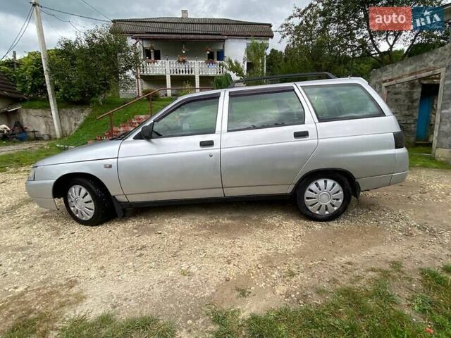 Серый ВАЗ 2111, объемом двигателя 1.6 л и пробегом 379 тыс. км за 1500 $, фото 3 на Automoto.ua