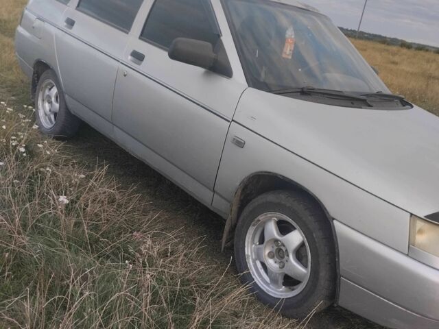 Серый ВАЗ 2111, объемом двигателя 1.6 л и пробегом 273 тыс. км за 1200 $, фото 2 на Automoto.ua