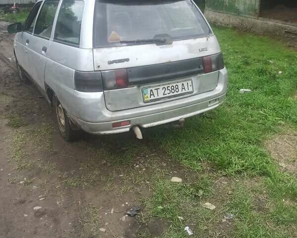 Серый ВАЗ 2111, объемом двигателя 1.6 л и пробегом 250 тыс. км за 600 $, фото 7 на Automoto.ua