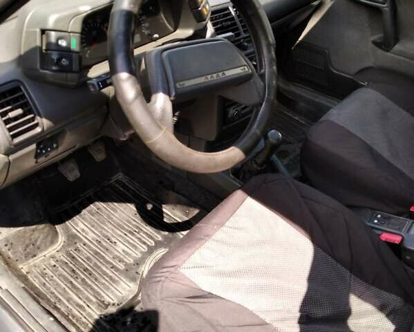 Серый ВАЗ 2111, объемом двигателя 1.6 л и пробегом 132 тыс. км за 3200 $, фото 5 на Automoto.ua
