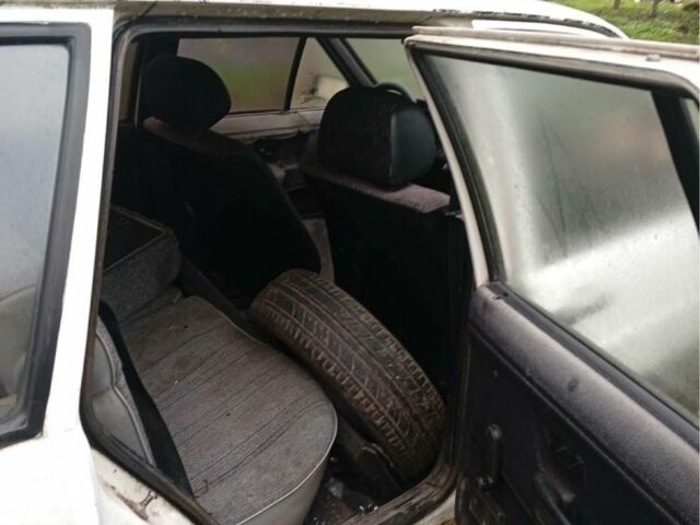 Серый ВАЗ 2111, объемом двигателя 1.6 л и пробегом 300 тыс. км за 700 $, фото 8 на Automoto.ua