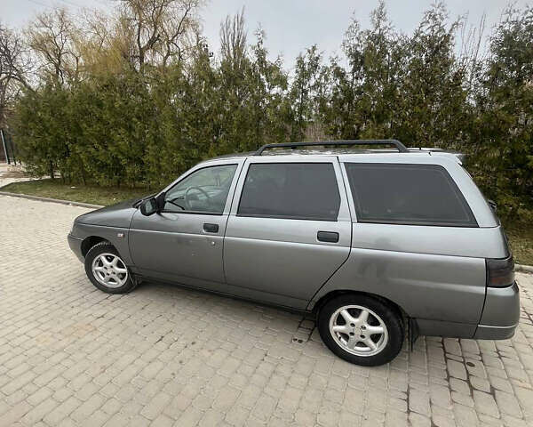 Серый ВАЗ 2111, объемом двигателя 1.6 л и пробегом 302 тыс. км за 1600 $, фото 1 на Automoto.ua